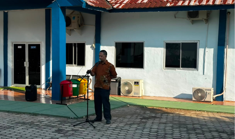 Kaur Kepegawaian Pimpin Apel Sore, Tekankan Disiplin dan Keharmonisan Kerja
