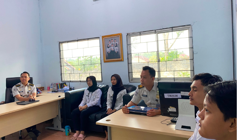 Mengikuti Sosialisasi Pengelolaan Pengaduan di Lingkungan Kementerian Imigrasi dan Pemasyarakatan
