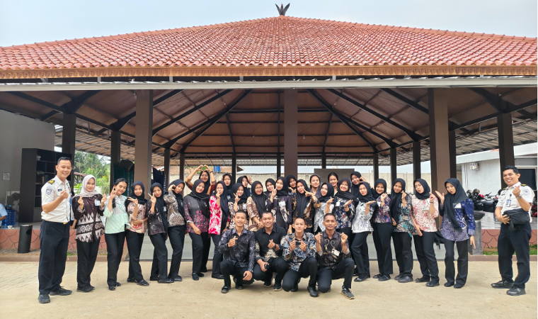Imigrasi Kotabumi Hadirkan Layanan Eazy Paspor bagi 33 Pemohon di LPK JIEMA GROUP Indonesia