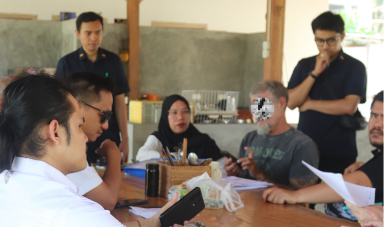 Kanim Lampung Utara Bersama TIMPORA Pesisir Barat Laksanakan Opsgab Pengawasan Orang Asing